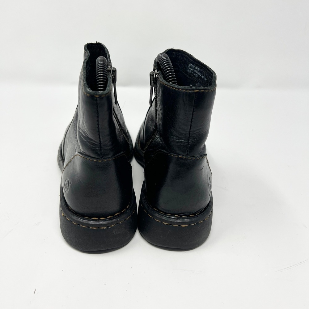 Born Rani Boots Womens Size 8 Black Leather Pull On Ankle Booties Zip Low Heel - Picture 2 of 10
